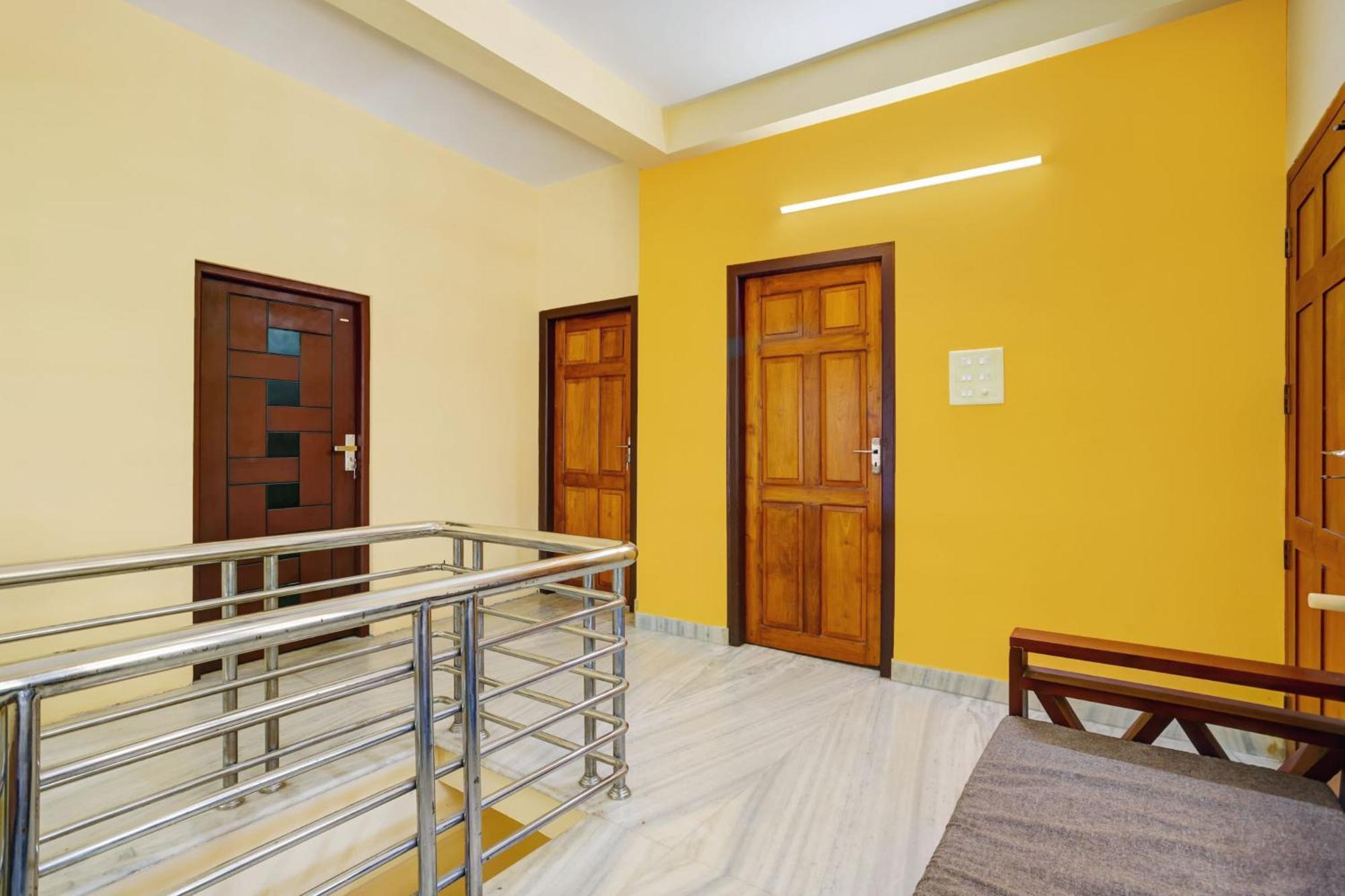 Super Hotel O Lm Residency Thiruvananthapuram Esterno foto